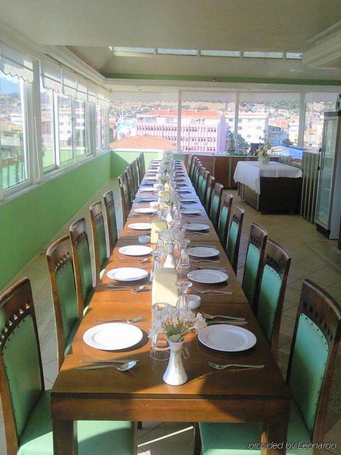 Anil Hotel Bergama Restaurant bilde